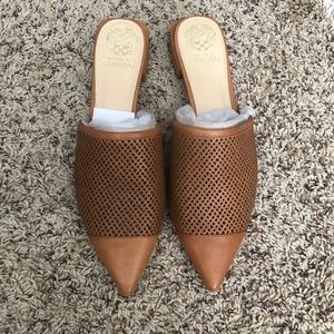 Vince Camuto Tan Mules - SIZE 12